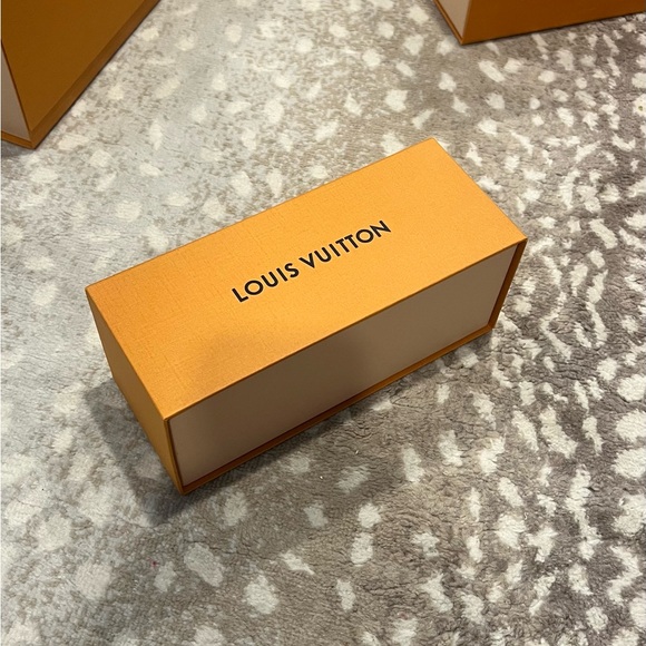 Louis Vuitton Box - Picture 1 of 2